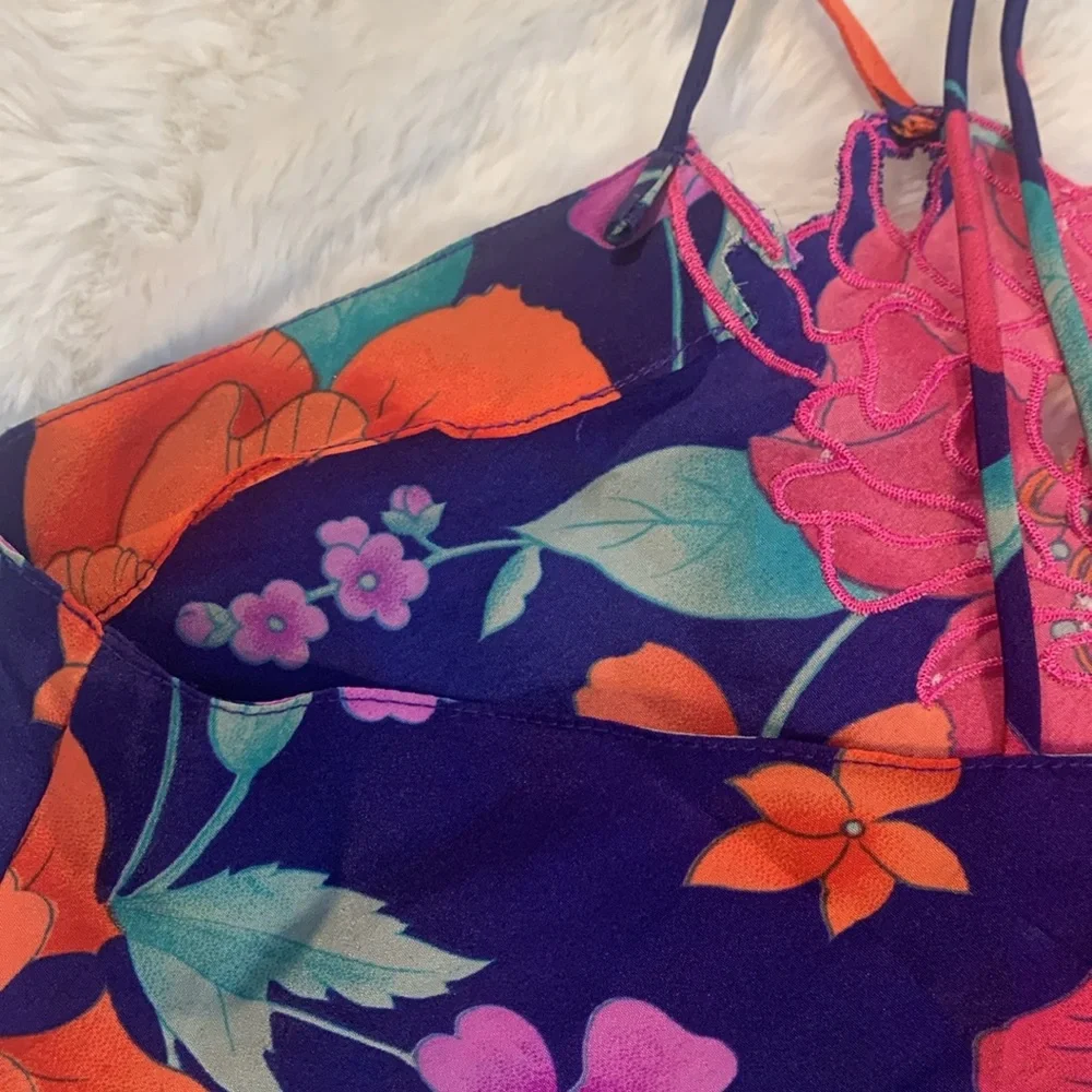 Beautiful Floral Lingerie set Spaghetti Strap Top & matching panties Small
